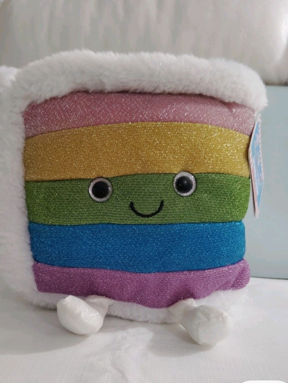 FAO Schwarz Glow Brights 11" Light Up Rainbow Cake Plush With Sound NWT